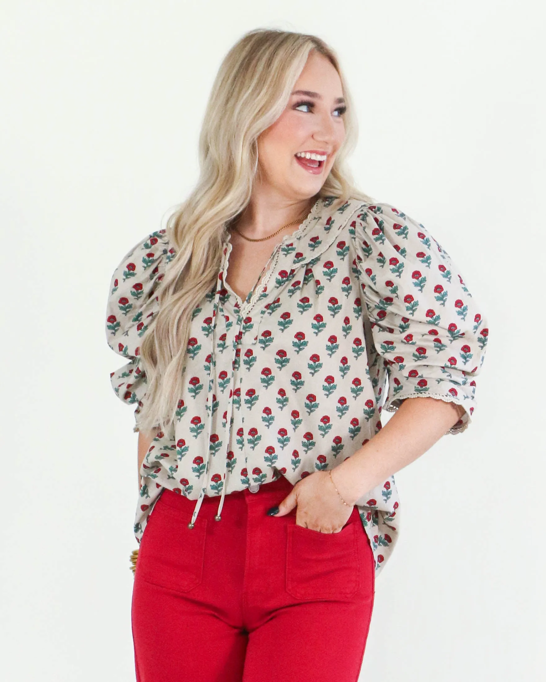 Floral Print V-Neck Short Sleeve Top In Taupe