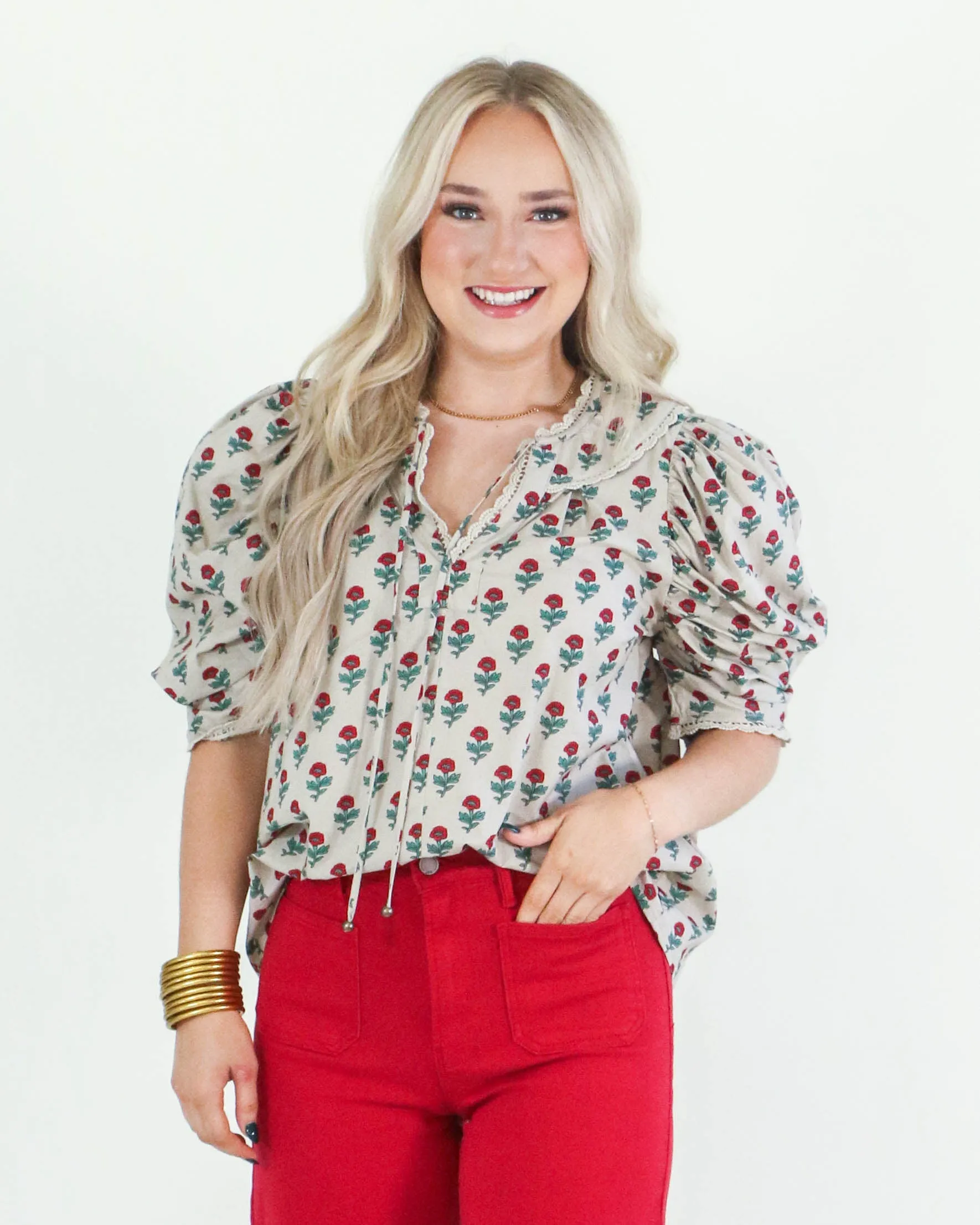 Floral Print V-Neck Short Sleeve Top In Taupe