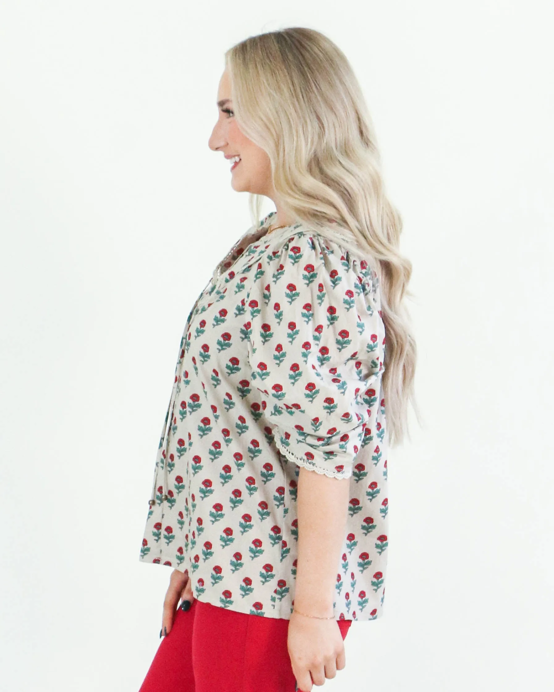 Floral Print V-Neck Short Sleeve Top In Taupe