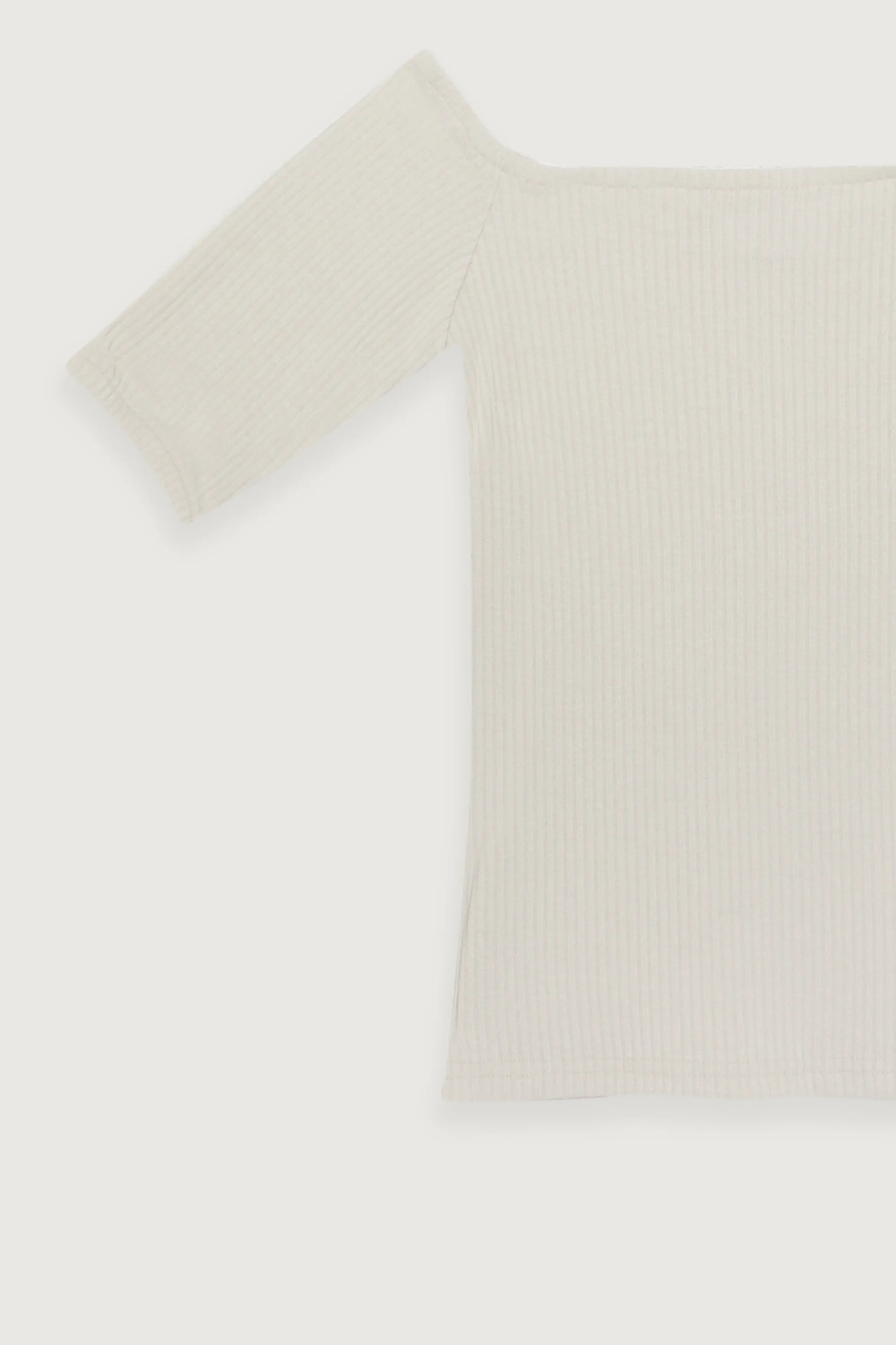 WIDE NECK T-SHIRT